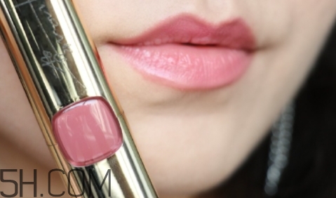 歐萊雅紛澤唇膏bp301是什么顏色？歐萊雅唇膏bp301試色