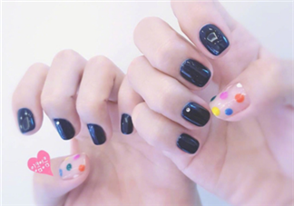 光療甲和水晶甲哪個好？什么是水晶甲？