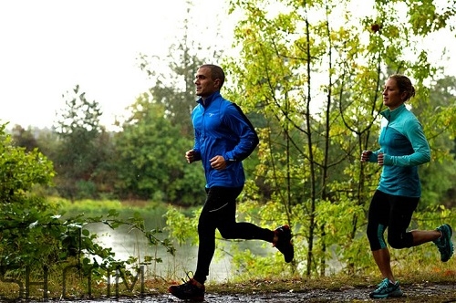 慢跑運(yùn)動(dòng)有什么注意事項(xiàng)？慢跑運(yùn)動(dòng)對(duì)身體有什么好處？