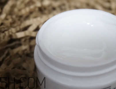 724高保濕面霜是什么？724高保濕面霜好用嗎？