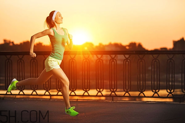 每天跑步5分鐘有用嗎？每天跑步鍛煉對(duì)身體有什么好處呢？