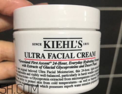 科顏氏高保濕面霜刺痛正常嗎？科顏氏高保濕面霜長(zhǎng)脂肪粒