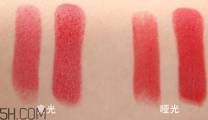 迪奧999啞光和滋潤怎么區(qū)分 試色對比哪個更好看 迪奧999啞光和滋潤怎么區(qū)分 試色對比哪個更好看