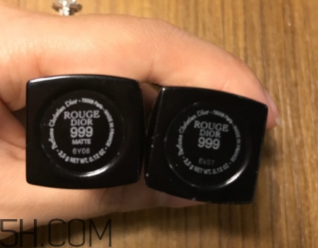 迪奧999啞光和滋潤怎么區(qū)分 試色對比哪個更好看 迪奧999啞光和滋潤怎么區(qū)分 試色對比哪個更好看