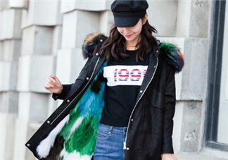 黑色派克服怎么搭配？黑色派克大衣搭配圖