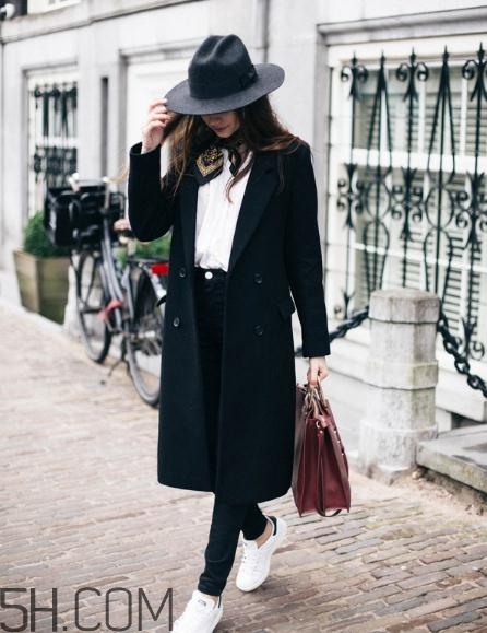羊絨大衣怎么搭配好看？羊絨大衣搭配圖片