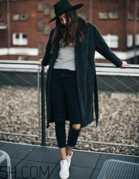 羊絨大衣搭配什么褲子好看？羊絨大衣搭配褲子圖片