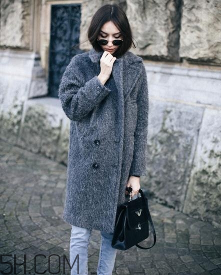 羊絨大衣搭配什么褲子好看？羊絨大衣搭配褲子圖片