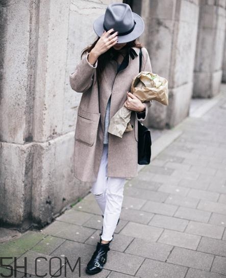 羊絨大衣搭配什么褲子好看？羊絨大衣搭配褲子圖片
