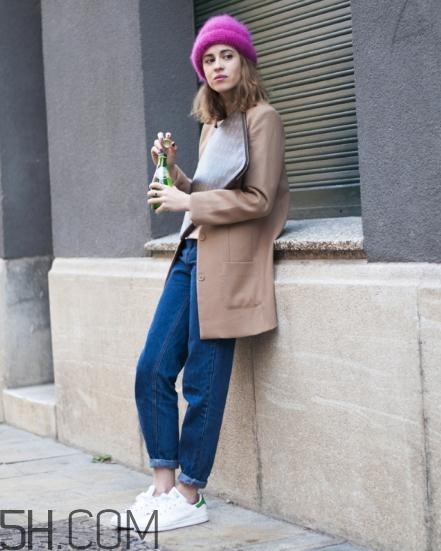 羊絨大衣搭配什么鞋子？羊絨大衣搭配鞋子圖片