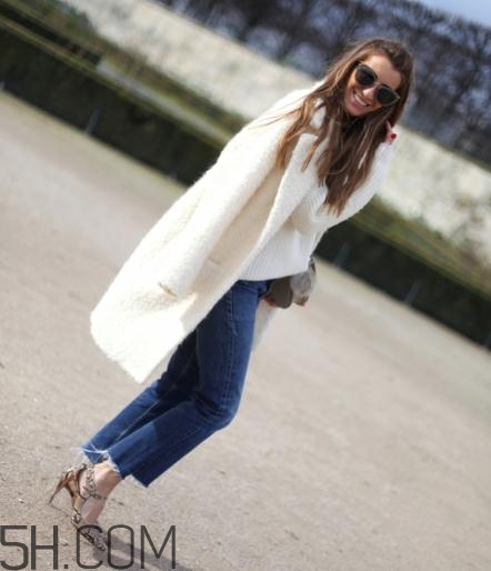 羊絨大衣搭配什么鞋子？羊絨大衣搭配鞋子圖片