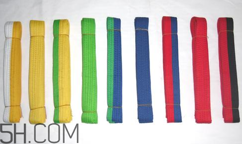 跆拳道腰帶怎么系？怎么看跆拳道等級(jí)高低？