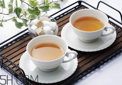 喝茶對牙齒的影響 怎么預(yù)防牙齒變黃 喝茶對牙齒的影響 怎么預(yù)防牙齒變黃