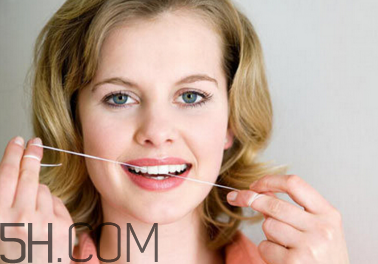 使用牙線的好處和壞處 哪個(gè)牌子的牙線好 使用牙線的好處和壞處 哪個(gè)牌子的牙線好