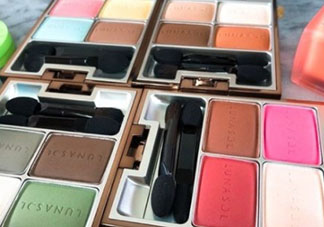 lunasol日月晶采2018春季馬卡龍彩妝多少錢？有什么？