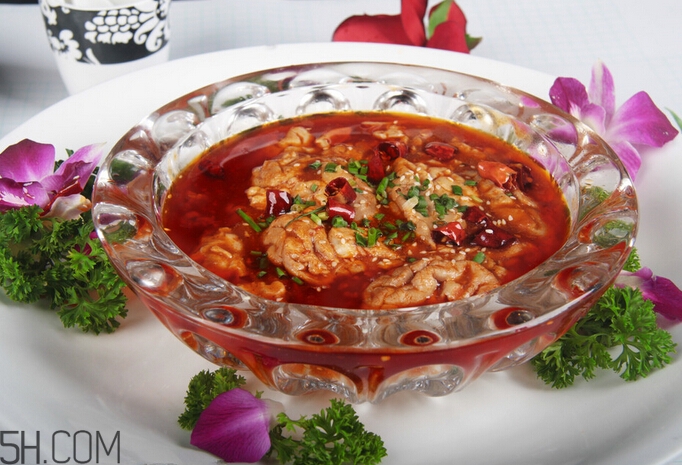 豬腦的功效與作用有哪些？豬腦有什么營(yíng)養(yǎng)價(jià)值？