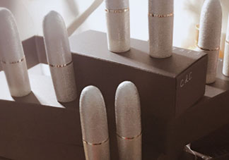 mac魅可和3ce哪個好？mac魅可和3ce口紅哪個好？