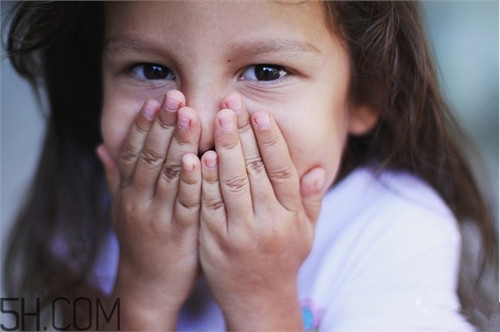 總打嗝是怎么回事？怎么預(yù)防打嗝？