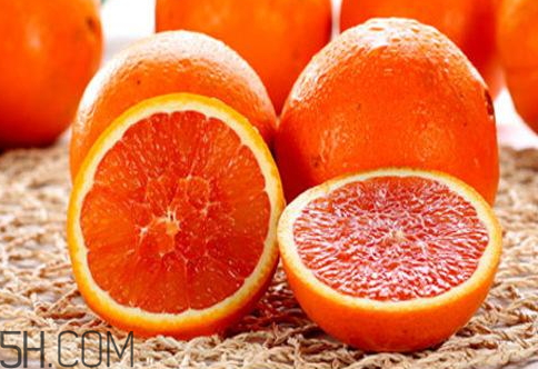 紅肉臍橙和血橙區(qū)別 教你正確區(qū)分橙子的品種 紅肉臍橙和血橙區(qū)別 教你正確區(qū)分橙子的品種