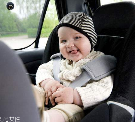 寶寶做飛機要注意些什么？寶寶旅游行李清單