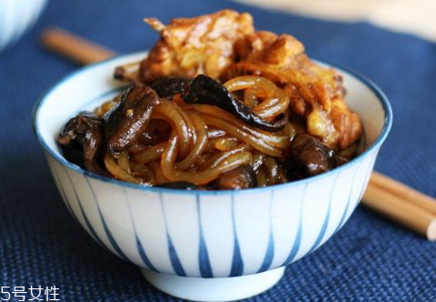 榛蘑不能和什么一起吃 榛蘑的搭配禁忌 榛蘑不能和什么一起吃 榛蘑的搭配禁忌