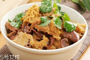 牛雜不能和什么一起吃 四類食物不宜搭配食用 牛雜不能和什么一起吃 四類食物不宜搭配食用