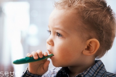 嬰幼兒口臭是什么原因造成的？口臭4大原因