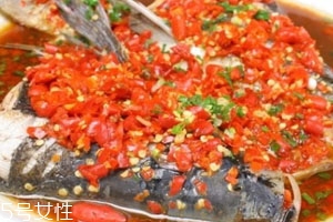 魚頭蒸好多長時(shí)間 十分鐘即可 魚頭蒸好多長時(shí)間 十分鐘即可