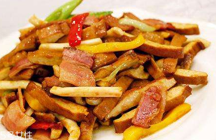 干煸豆干的家常做法 一道超下飯的家常菜 干煸豆干的家常做法 一道超下飯的家常菜