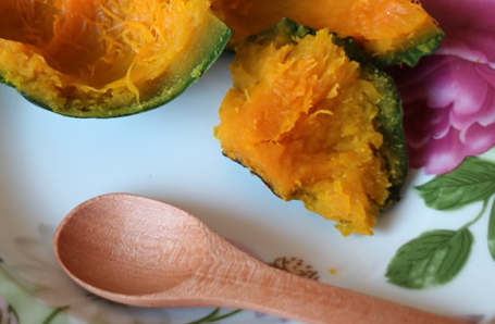 吃南瓜對(duì)眼睛有好處嗎_吃南瓜對(duì)眼睛的影響 吃南瓜對(duì)眼睛有好處嗎_吃南瓜對(duì)眼睛的影響