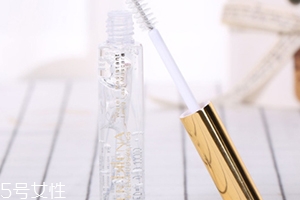 睫毛雨衣怎么用？用在睫毛膏之后