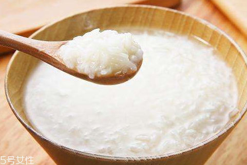 醪糟是熱性還是涼性 上火人群少吃為妙 醪糟是熱性還是涼性 上火人群少吃為妙