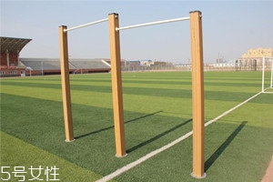 單杠的好處有哪些？練習單杠好處多多