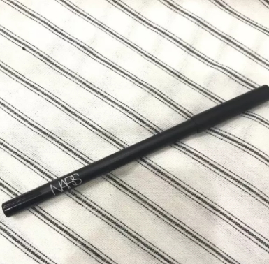 眼線(xiàn)膠筆怎么畫(huà)內(nèi)眼線(xiàn)？?jī)?nèi)眼線(xiàn)四部曲圖解