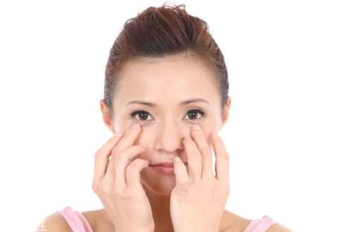 開眼角有什么風(fēng)險(xiǎn)？開眼角并不適合所有人