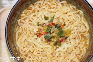 辛拉面的熱量 你還在用辛拉面減肥？