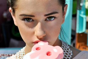 納米無(wú)痕雙眼皮的線會(huì)被吸收嗎？納米雙眼皮不是永久的