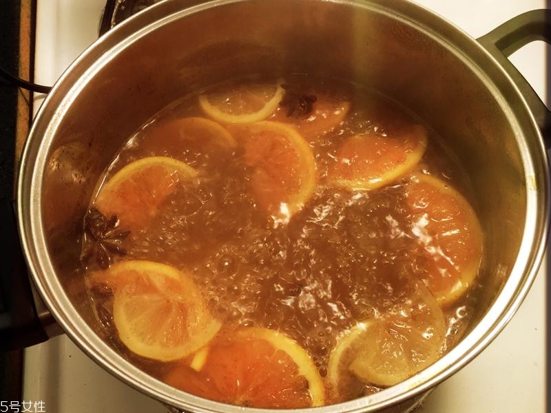 冬天調(diào)什么酒好喝 熱調(diào)酒來(lái)暖身 冬天調(diào)什么酒好喝 熱調(diào)酒來(lái)暖身