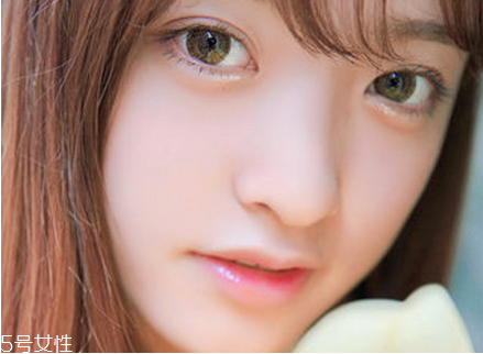 割雙眼皮要注意什么？割雙眼皮充血是正常現(xiàn)象