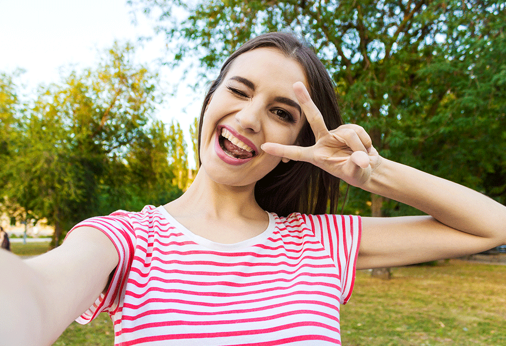 人為什么眨眼 一天眨眼多少次才正常 人為什么眨眼 一天眨眼多少次才正常