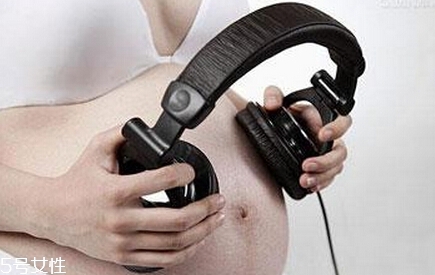 寶寶聽力多久發(fā)育完全 12個(gè)月以上 寶寶聽力多久發(fā)育完全 12個(gè)月以上