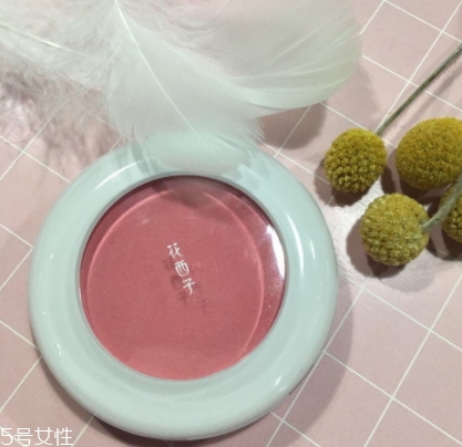 花西子是什么牌子？國貨新星品牌