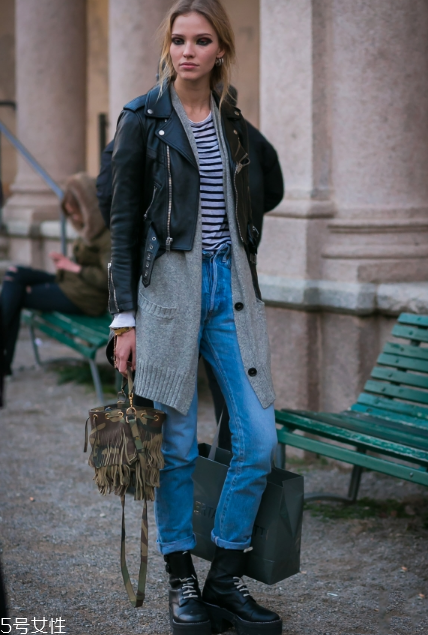 皮衣下面搭配什么好看？玩出個性混搭風(fēng)