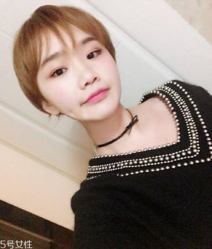 韓式空氣劉海配什么發(fā)型？不失個性魅力