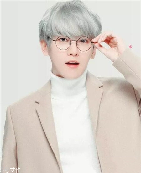 2022最流行發(fā)型顏色男生？男生潮流發(fā)型