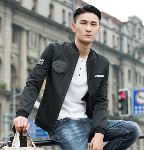 2018男生流行什么發(fā)型款式？2018男生染發(fā)顏色推薦