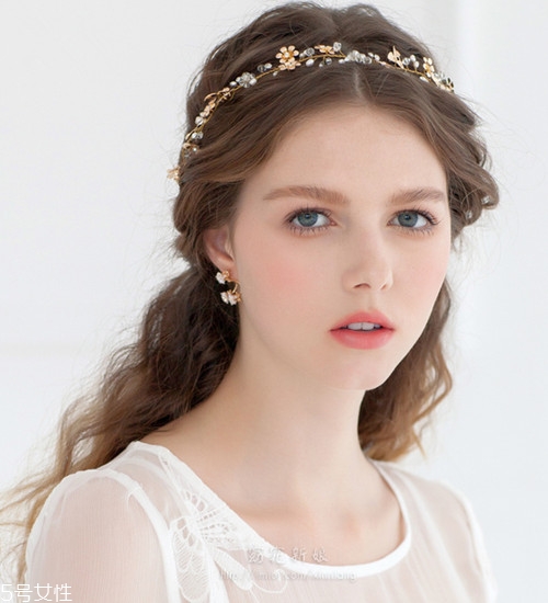 2018新娘發(fā)型圖片大全 最美的就是你 2018新娘發(fā)型圖片大全 最美的就是你