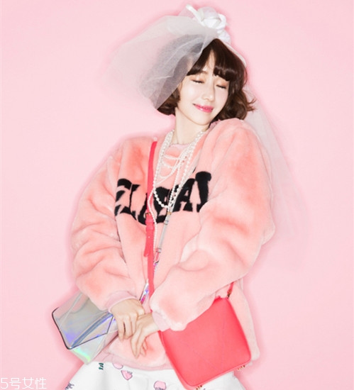 2018新娘發(fā)型圖片大全 最美的就是你 2018新娘發(fā)型圖片大全 最美的就是你