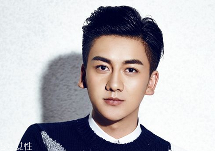 男生頭發(fā)稀疏適合什么發(fā)型？圓形劉海很好看