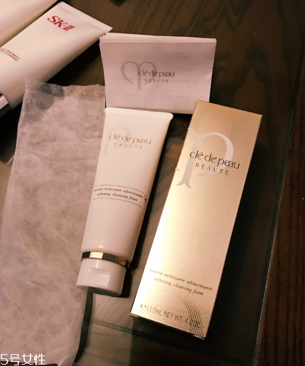 sk2洗面奶和cpb洗面奶哪個好用？無限回購的洗面奶